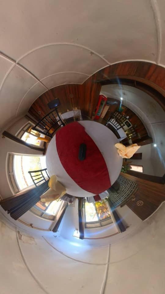 Riverside Resort Hotel Kabale 外观 照片