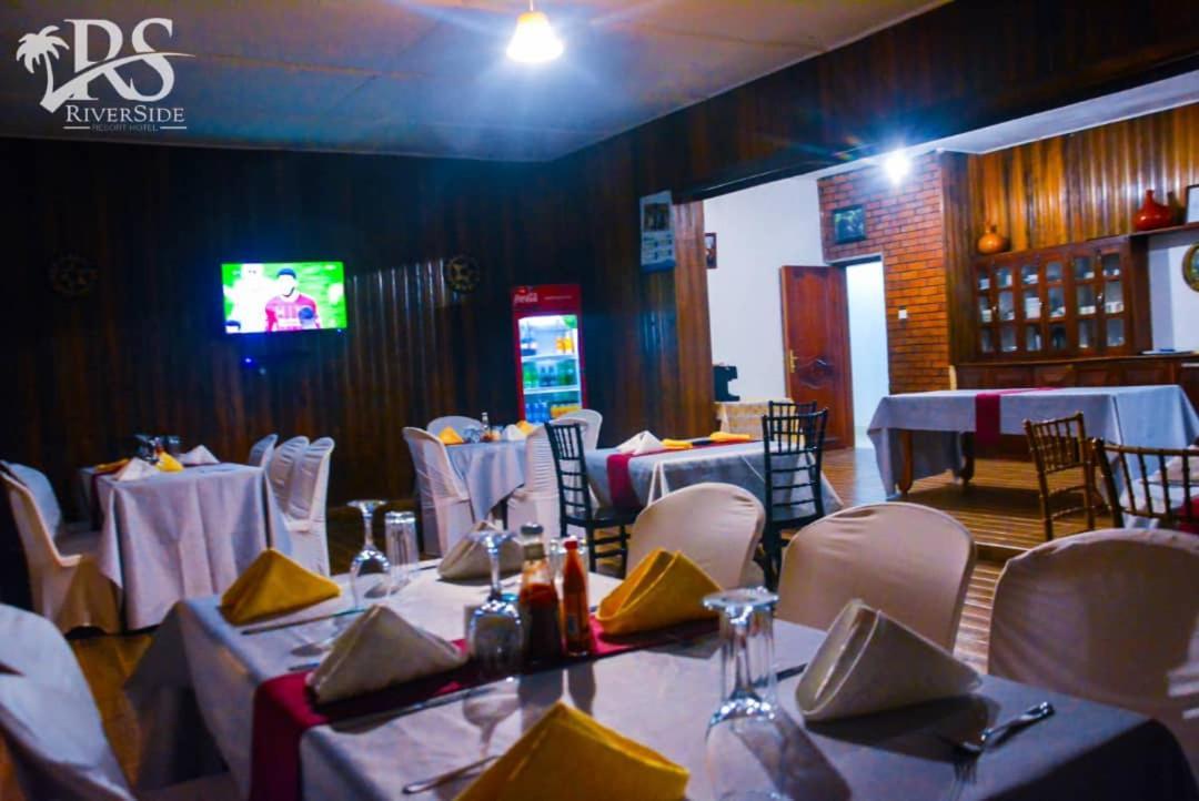 Riverside Resort Hotel Kabale 外观 照片
